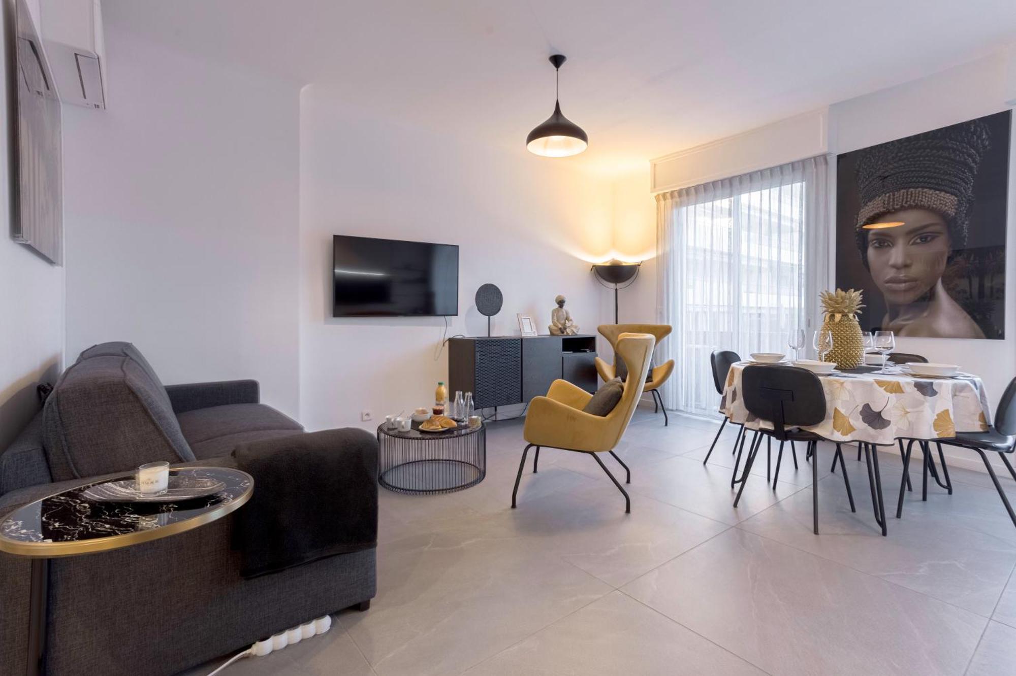 Apartment Palais Armenonville Proche Carlton Croisette Cannes